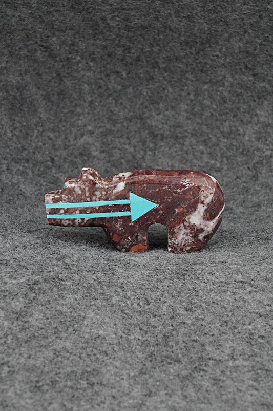 Bear Zuni Fetish Carving - Bernard Laiwakete
