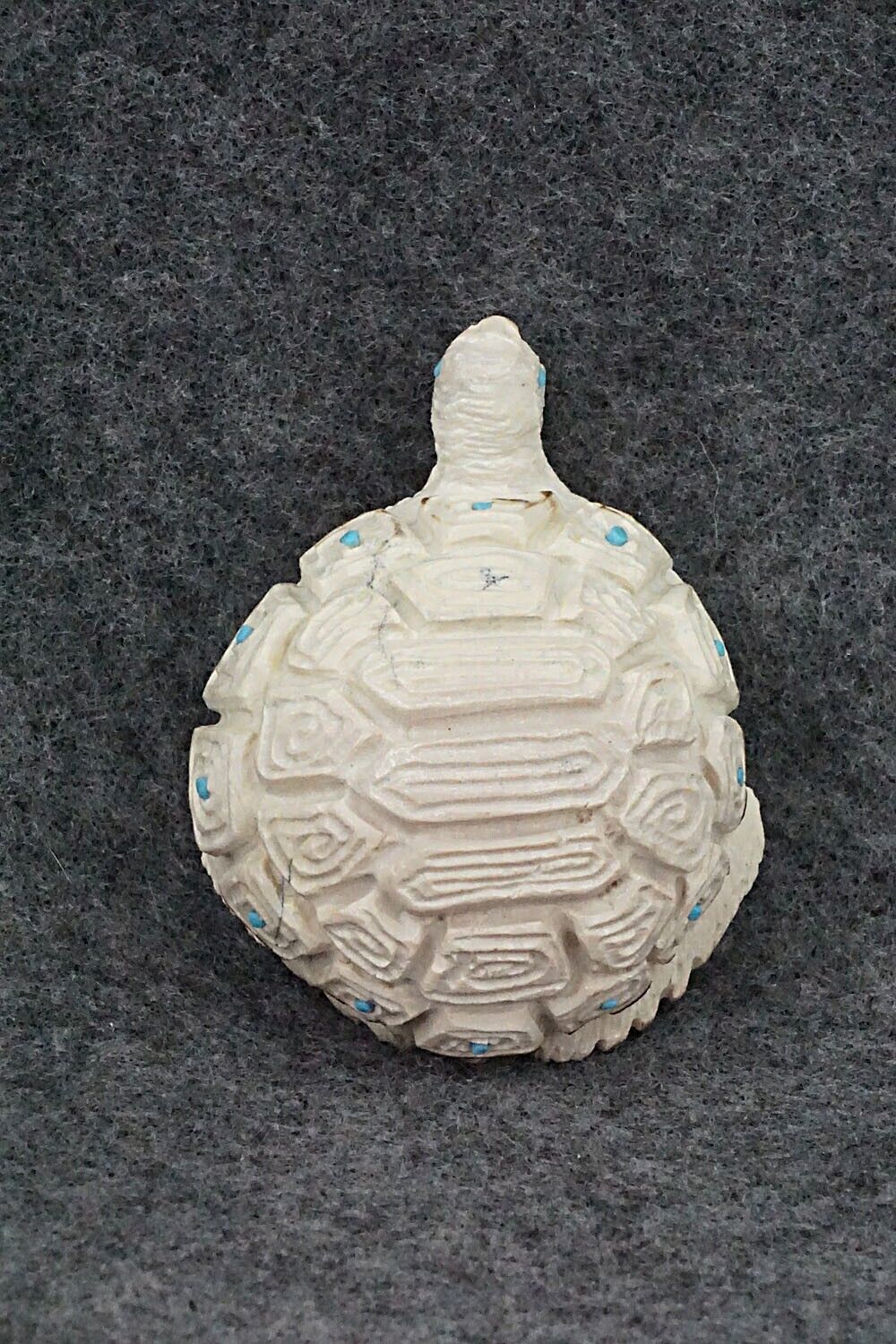 Turtle Zuni Fetish Carving - Adrian Cachini