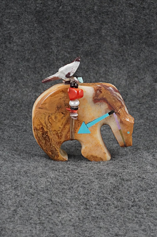 Bear Zuni Fetish Carving - Fernando Laiwakete