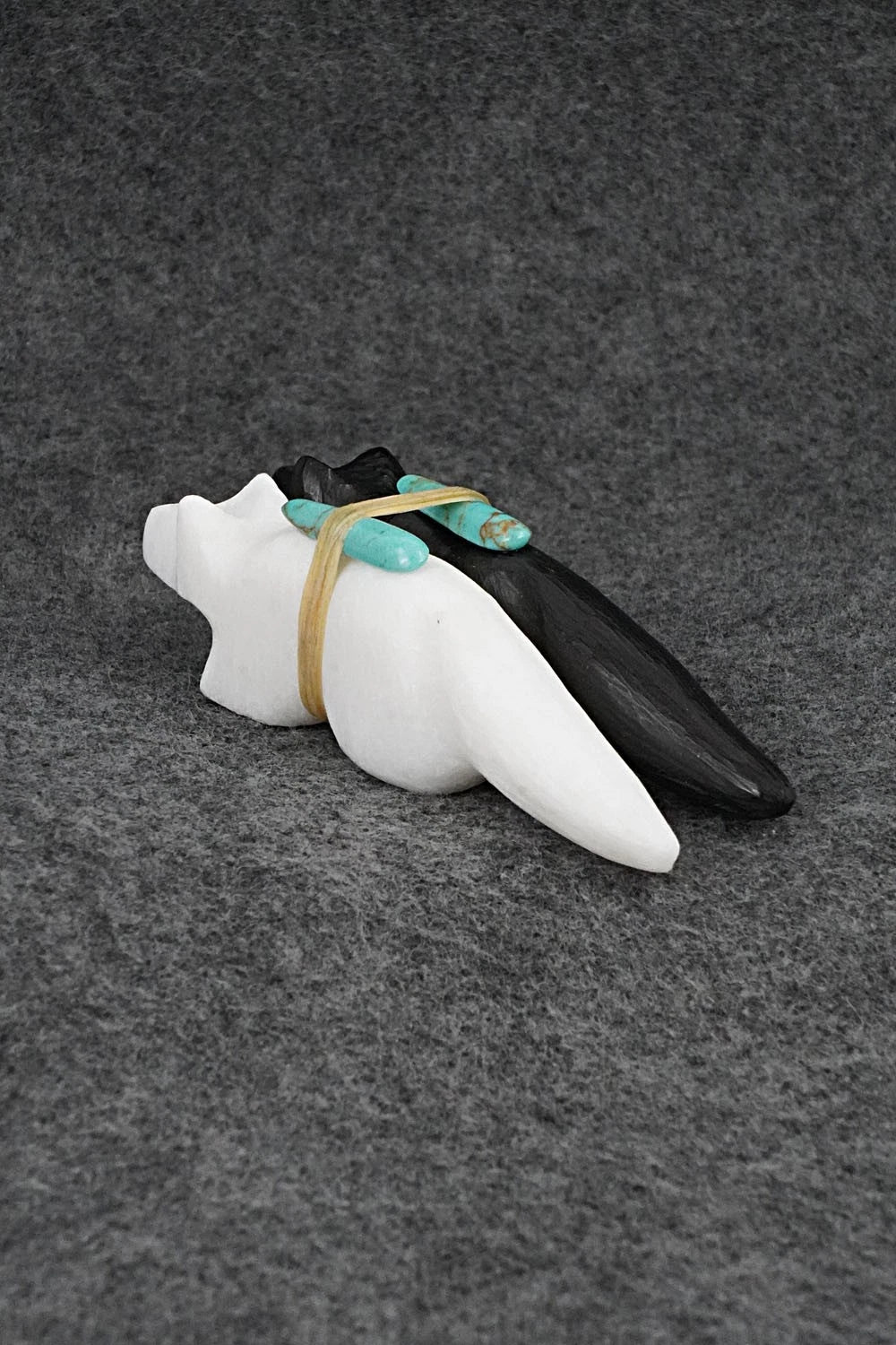 Wolf Zuni Fetish Carving - Herb Halate