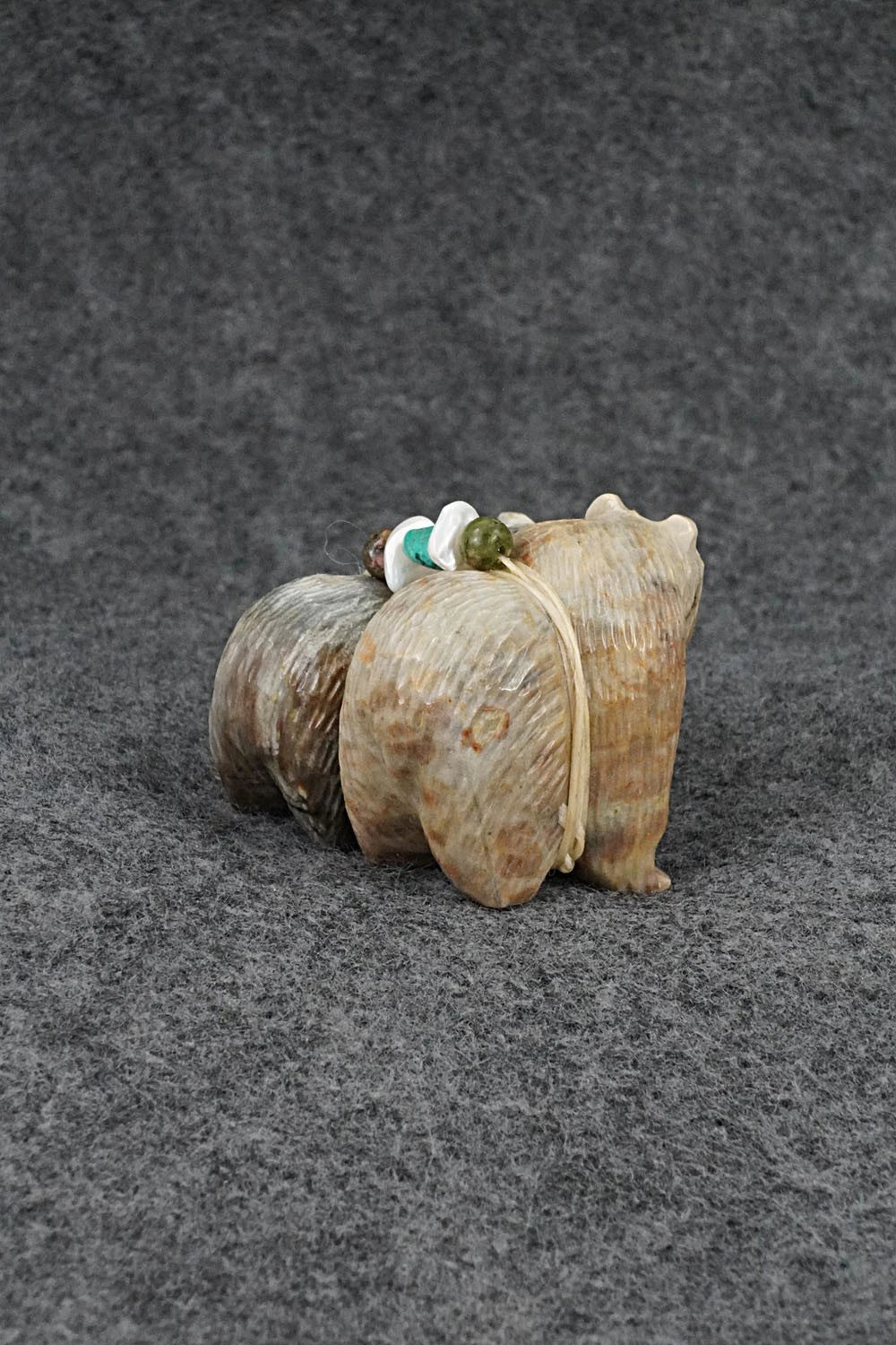 Bear Zuni Fetish Carving - Farlan & Paulette Quam