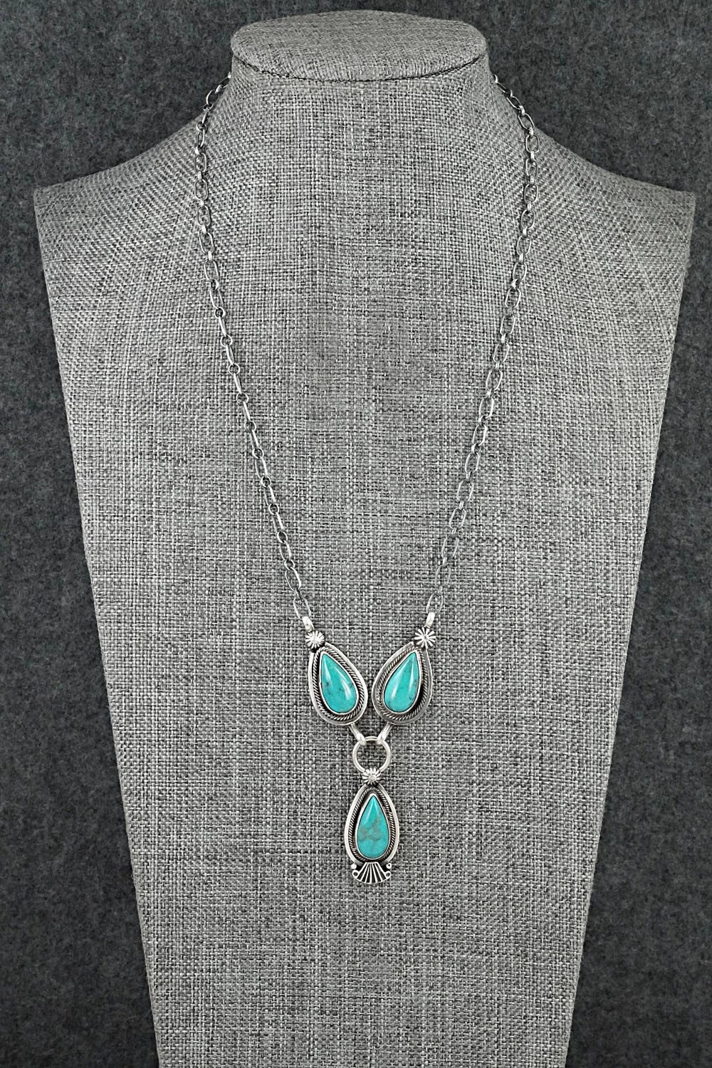 Turquoise & Sterling Silver Necklace - Verley Betone
