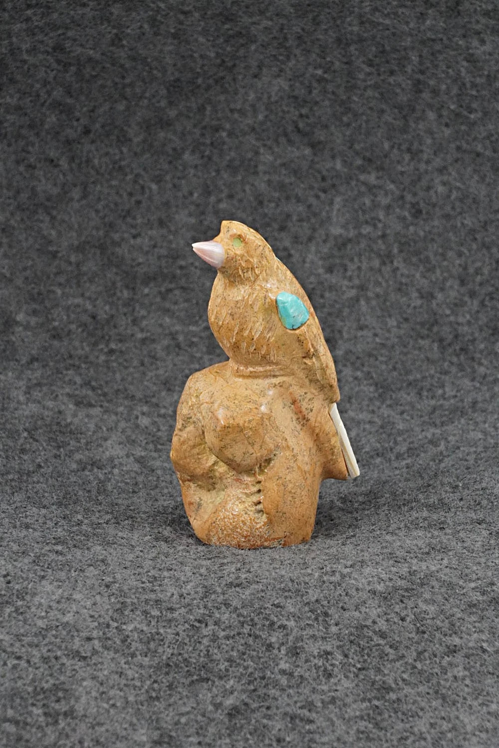 Bird Zuni Fetish Carving - Freddie Leekya