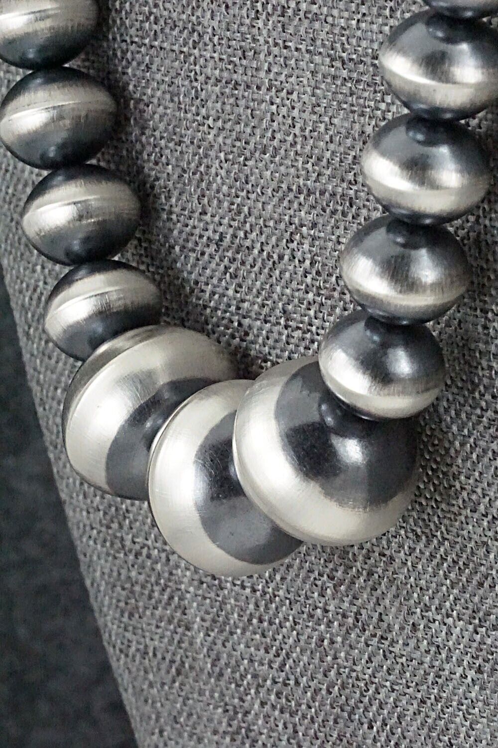 Sterling Silver Navajo Pearl Necklace 18" - Tonisha Haley