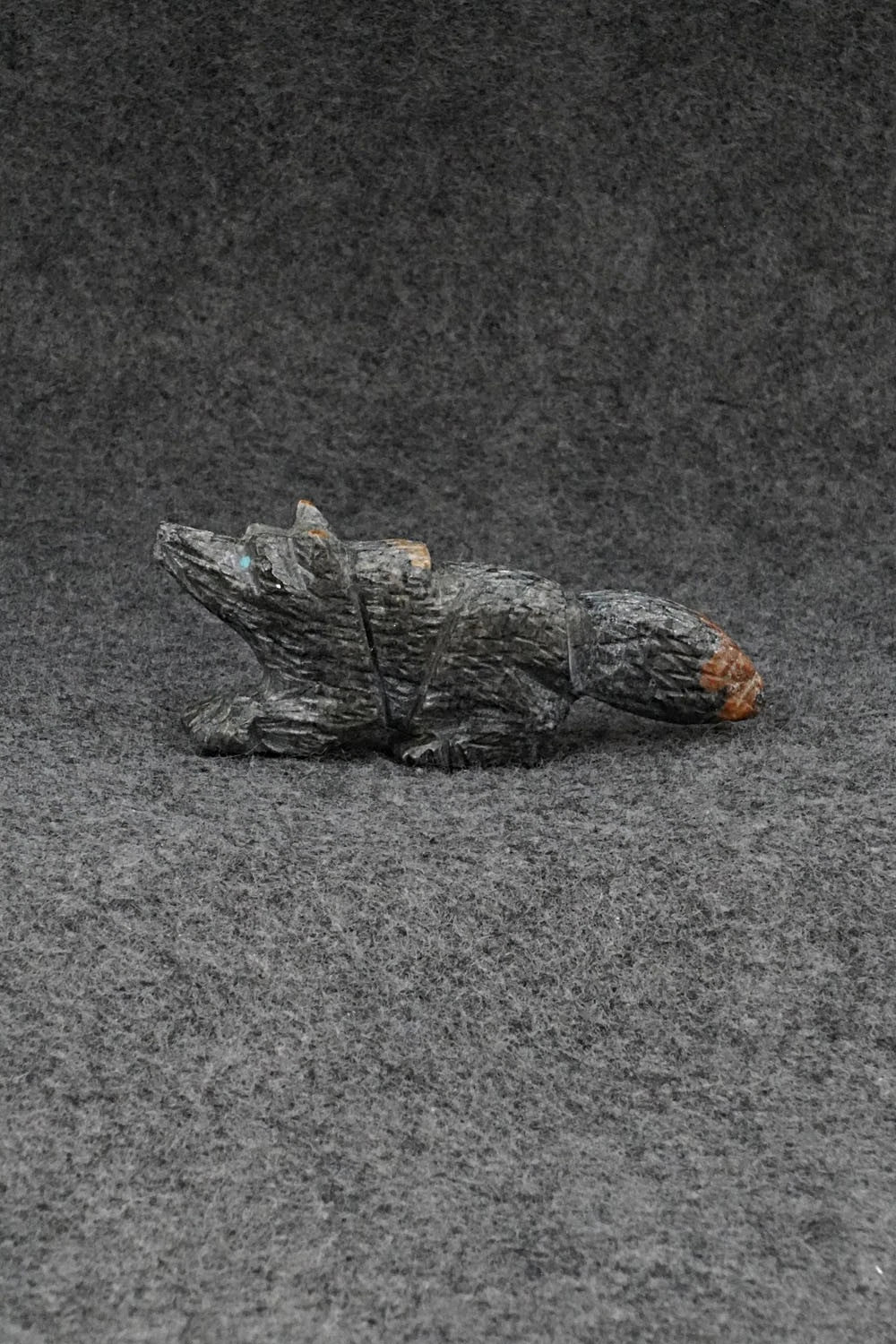 Wolf Zuni Fetish Carving - Tony Mackel