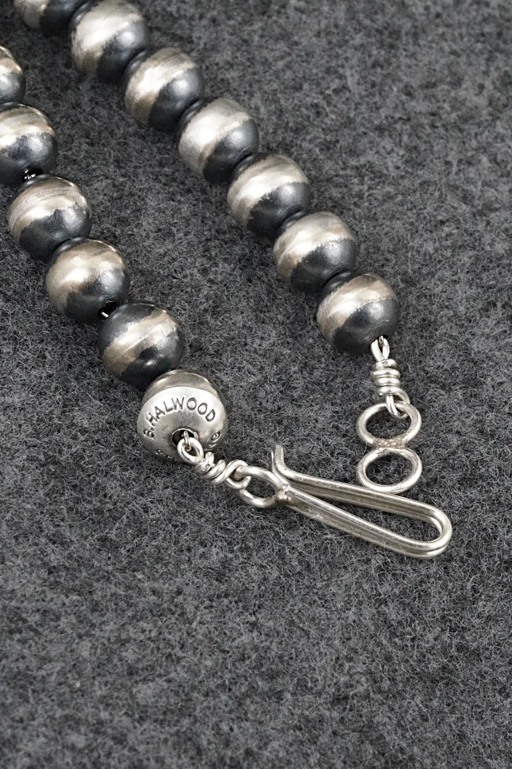 Sterling Silver Navajo Pearl Necklace 22" - Bryannen Halwood