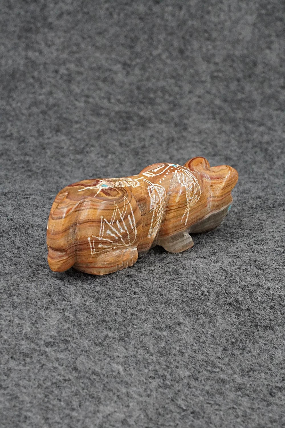 Mountain Lion Zuni Fetish Carving - Adrian Cachini