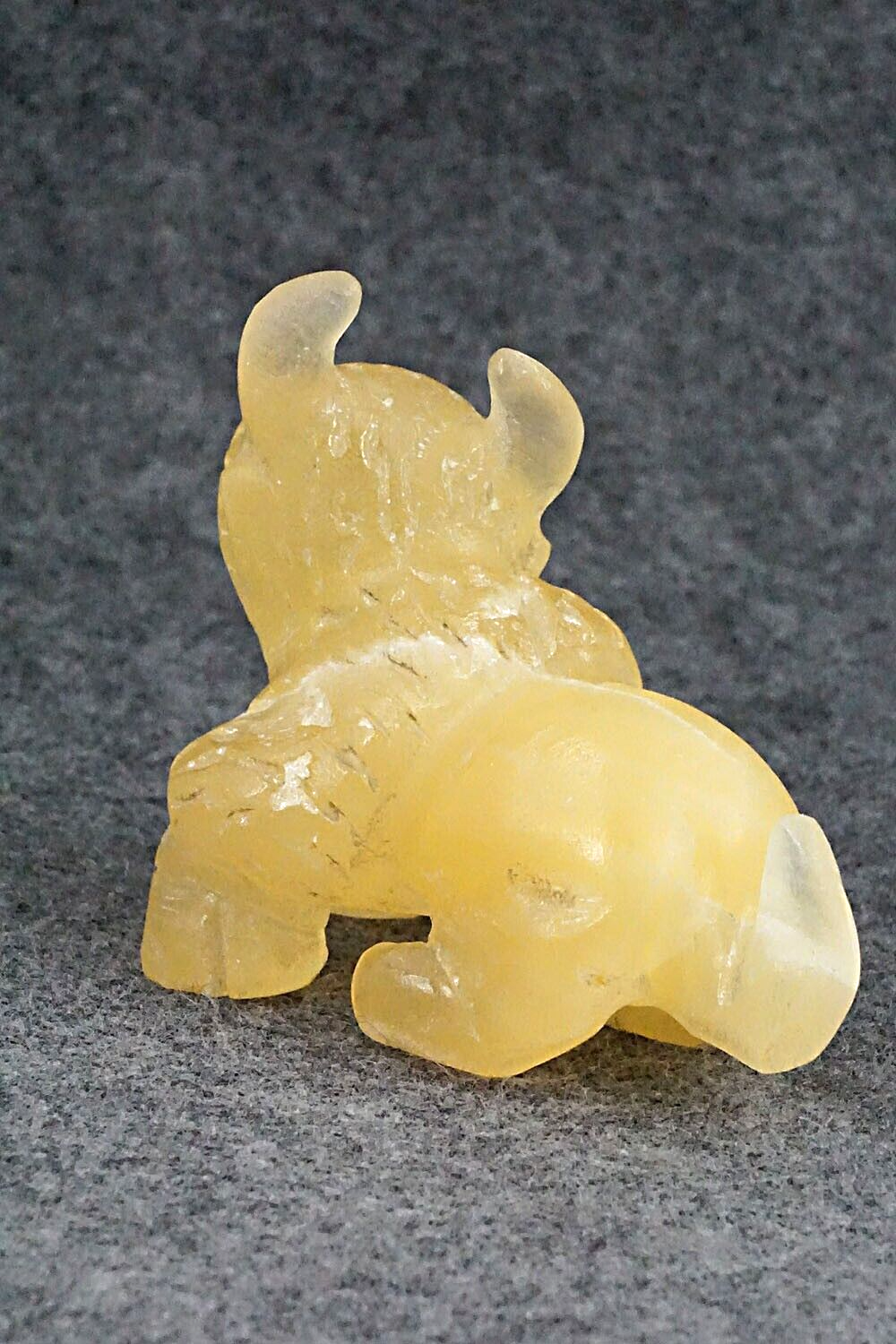 Buffalo Zuni Fetish Carving - Levon Bobelu