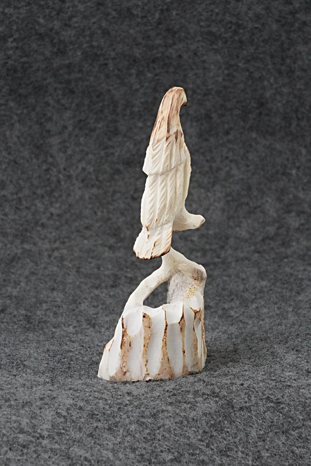 Eagle Zuni Fetish Carving - Ruben Najera