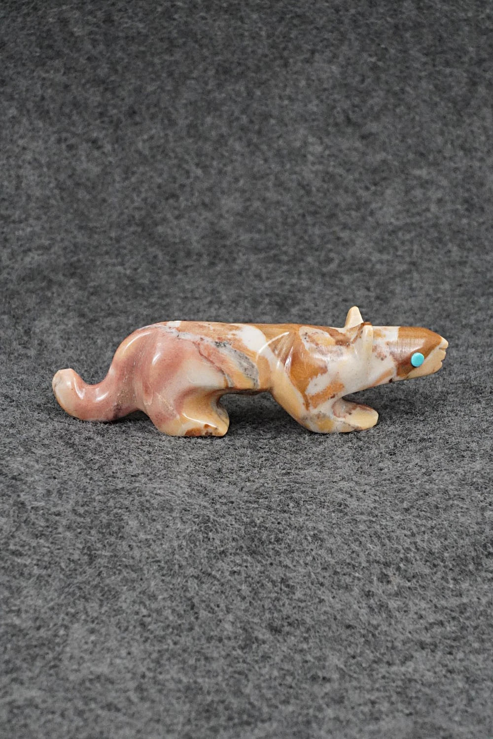 Mountain Lion Zuni Fetish Carving - Ronnie Lunasee