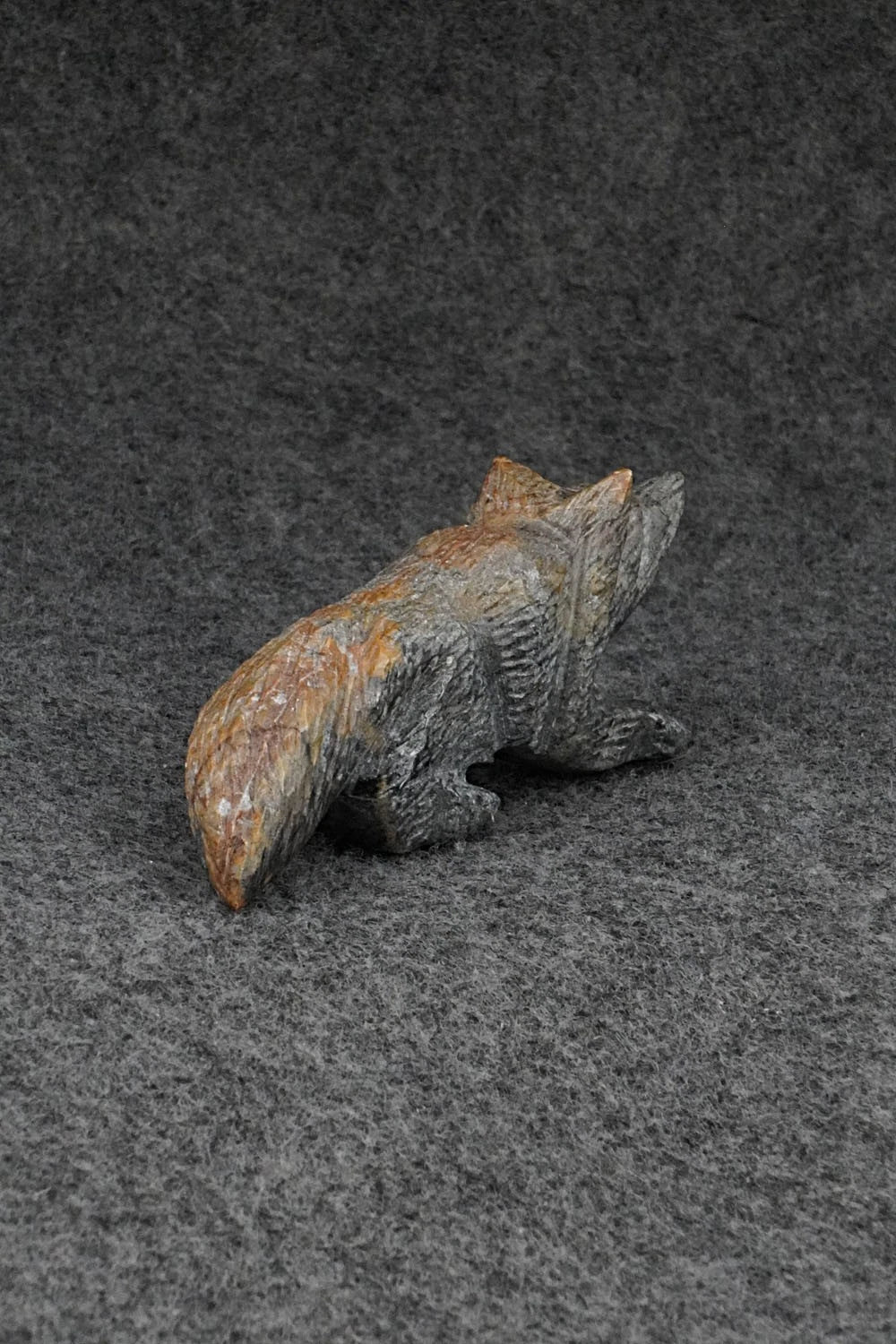 Wolf Zuni Fetish Carving - Tony Mackel