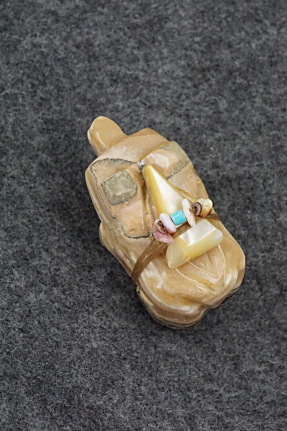 Badger Zuni Fetish Carving - Danny Lonjose