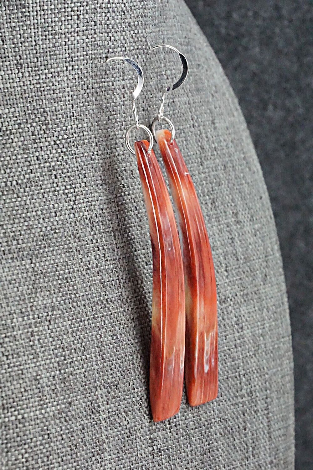 Spiny Oyster & Sterling Silver Earrings - Jesus Espino