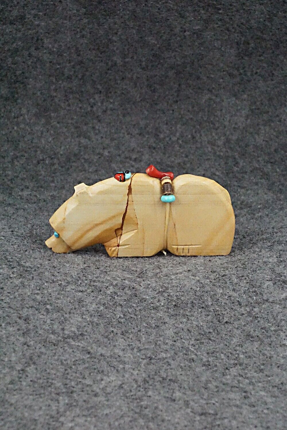 Bear Zuni Fetish Carving - Danette Laate