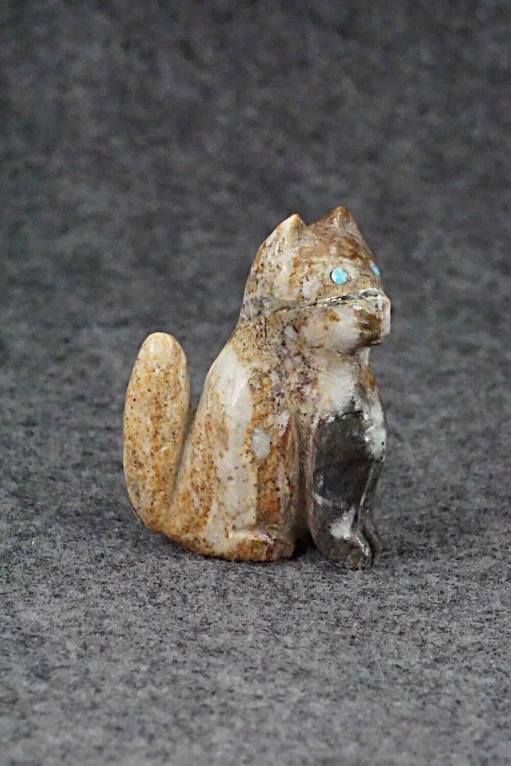 Wolf Zuni Fetish Carving - Jonas Hustito