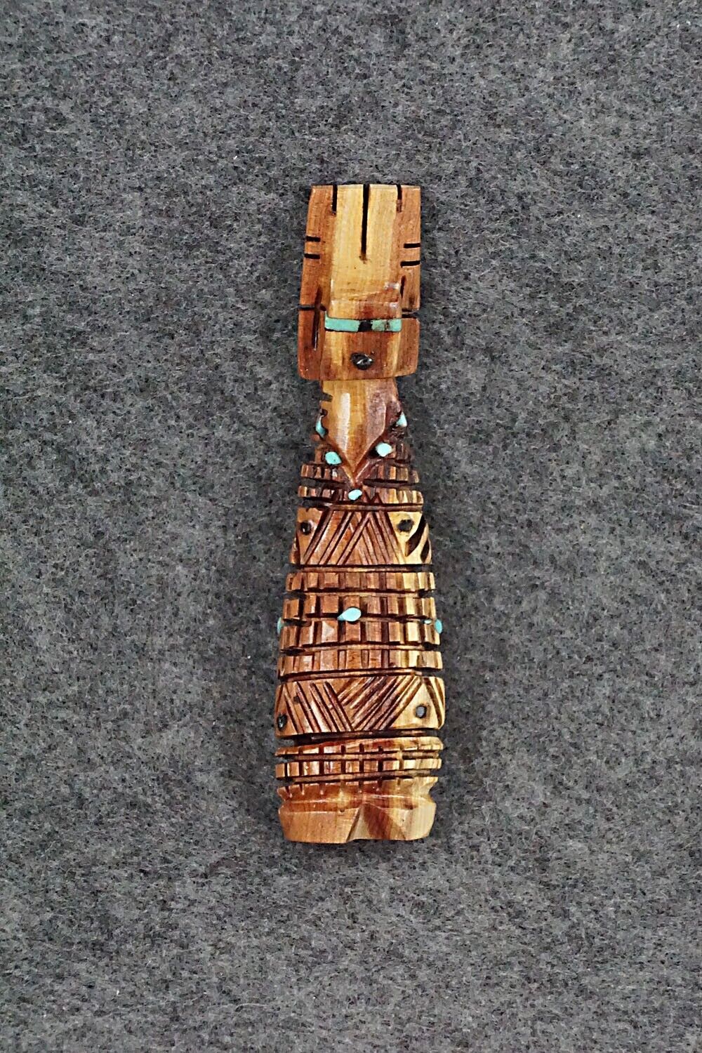 Corn Maiden Zuni Fetish Carving - Carl Etsate