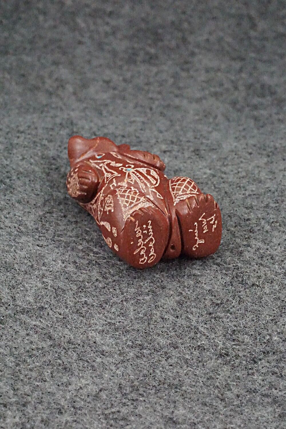 Bear Zuni Fetish Carving - Adrian Cachini