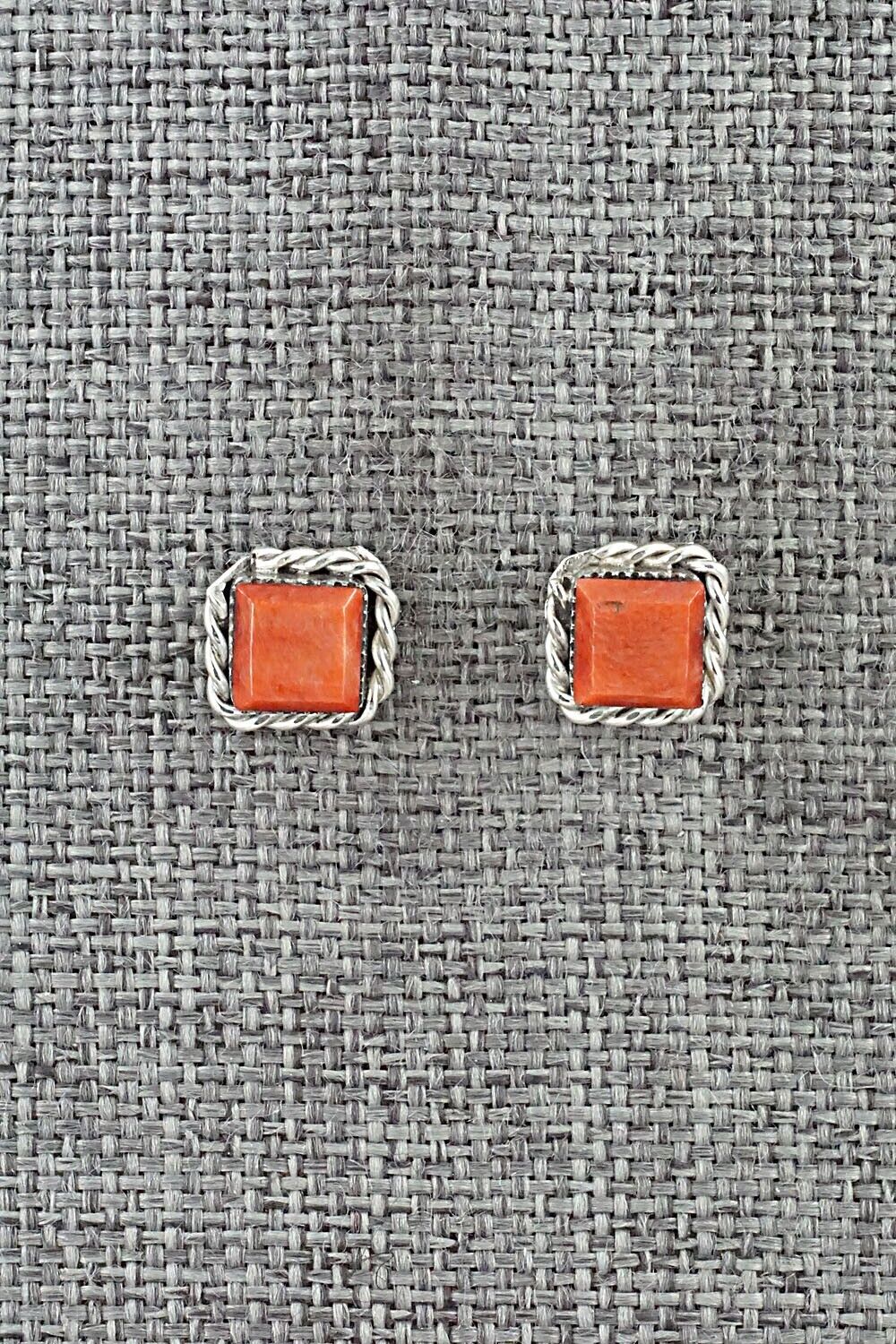Spiny Oyster & Sterling Silver Earrings - Leander Cachini