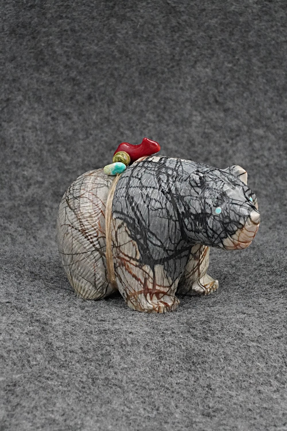 Bear Zuni Fetish Carving - Paulette & Farlan Quam