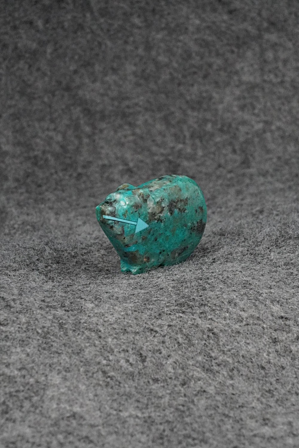 Bear Zuni Fetish Carving - Abby Quam Panteah