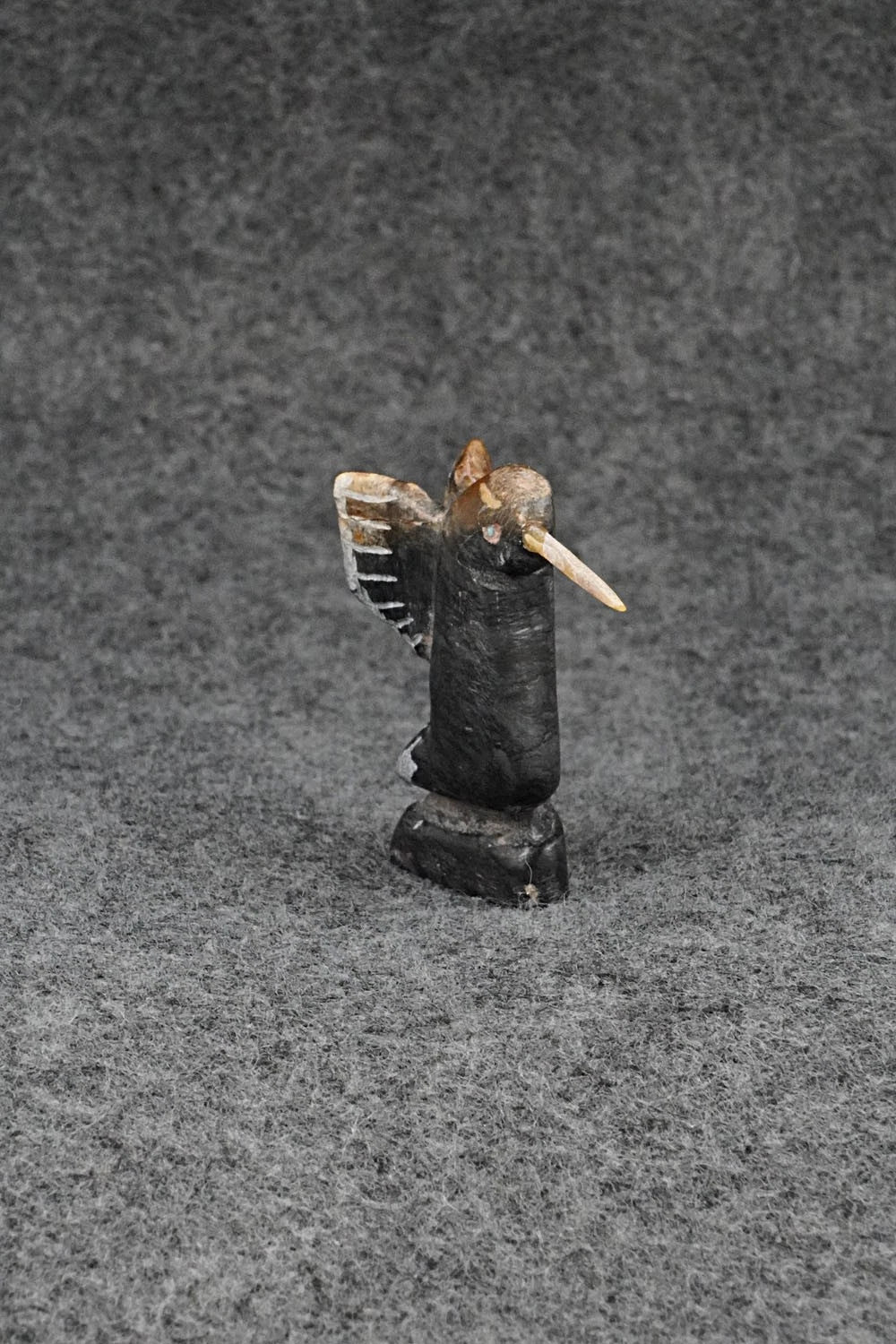 Hummingbird Zuni Fetish Carving - Justin Red Elk