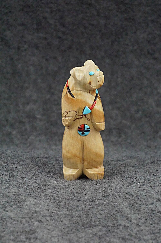 Bear Zuni Fetish Carving - Danette Laate