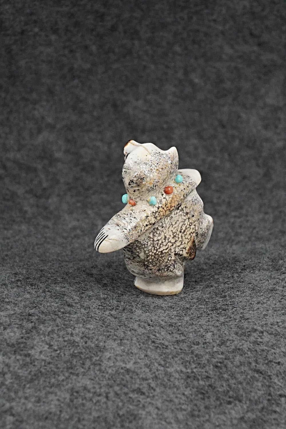 Dancing Bear Zuni Fetish Carving - Claudia Peina