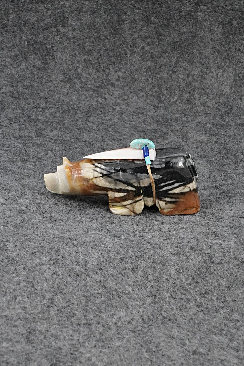 Bear Zuni Fetish Carving - Alex Tsethlikai