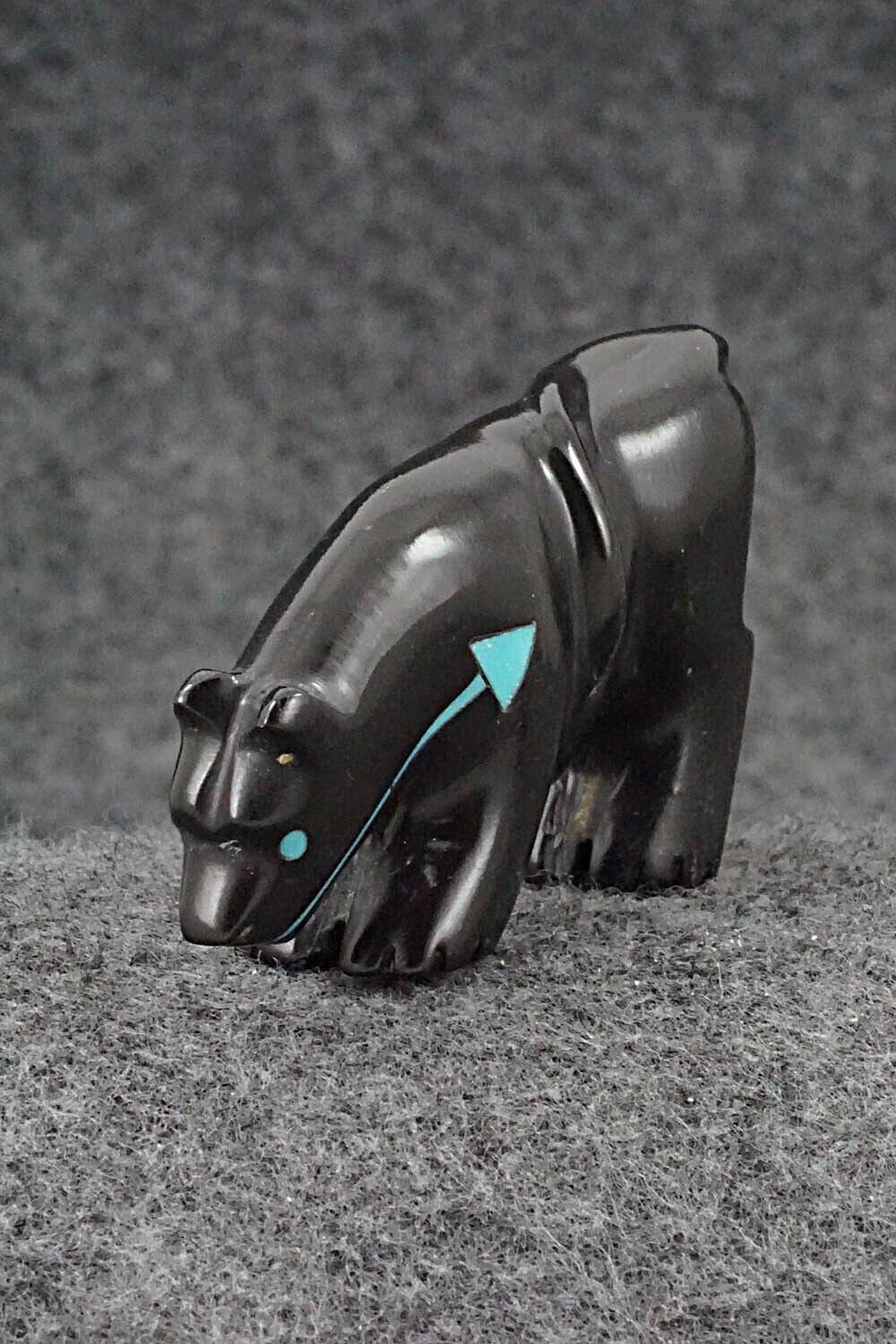 Mountain Lion Zuni Fetish Carving - Andres Quandelacy