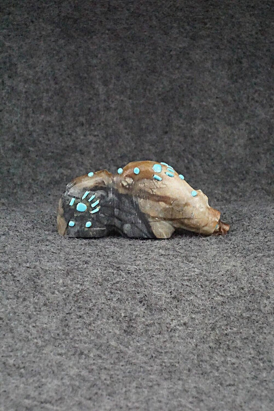 Bear Zuni Fetish Carving - Danette Laate