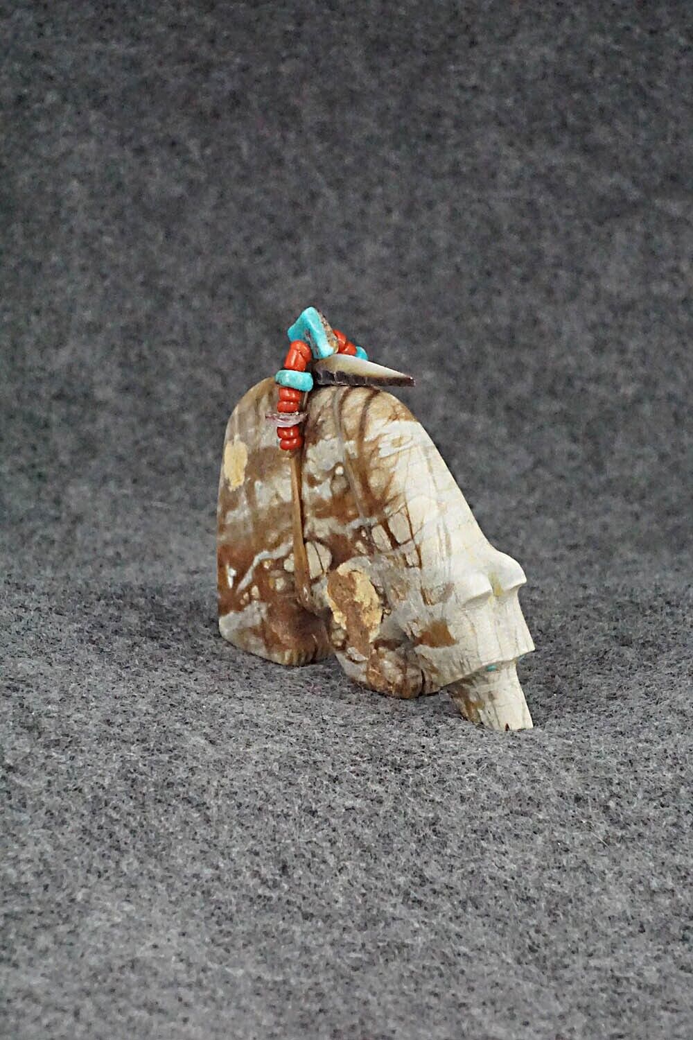 Bear Zuni Fetish Carving - Douglas Martza