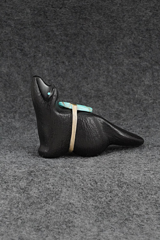 Wolf Zuni Fetish Carving - Herbert Halate