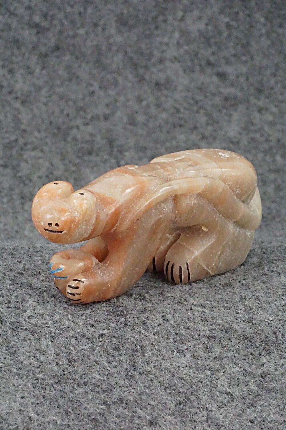 Mountain Lion Zuni Fetish Carving - Rick Kallestewa