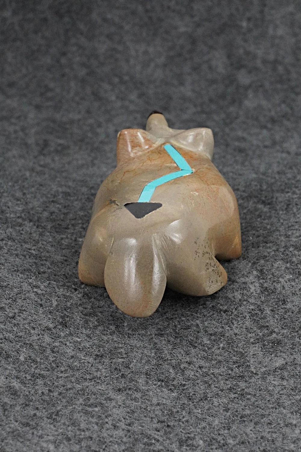 Badger Zuni Fetish Carving - Enrike Leekya