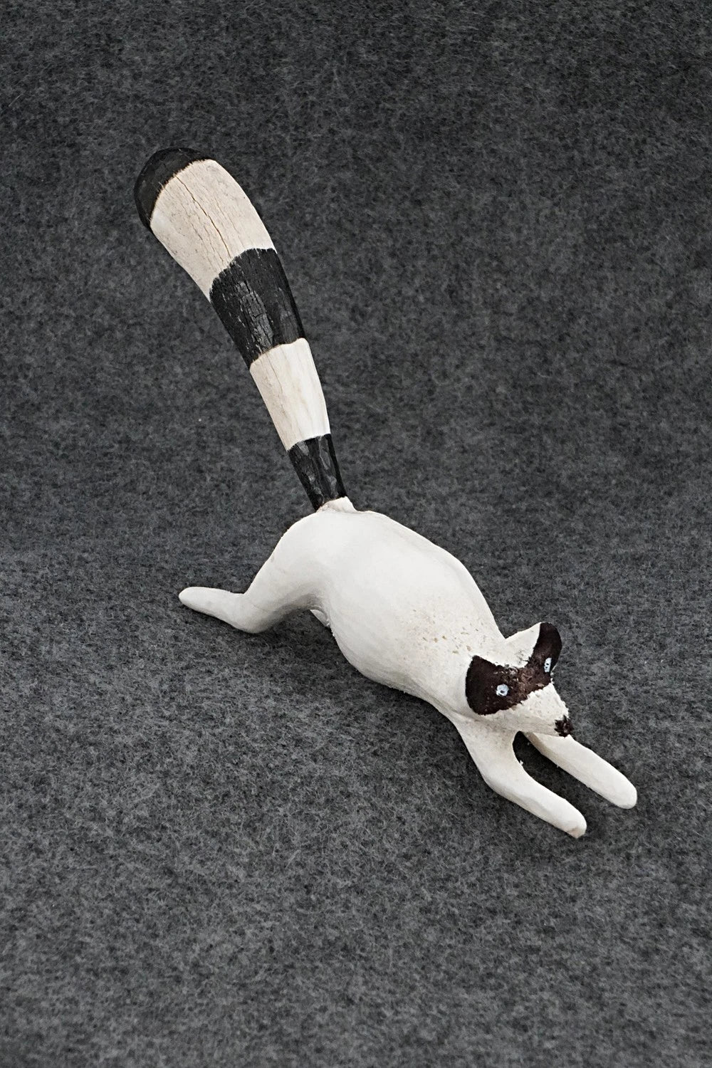 Raccoon Zuni Fetish Carving - Ruben Najera