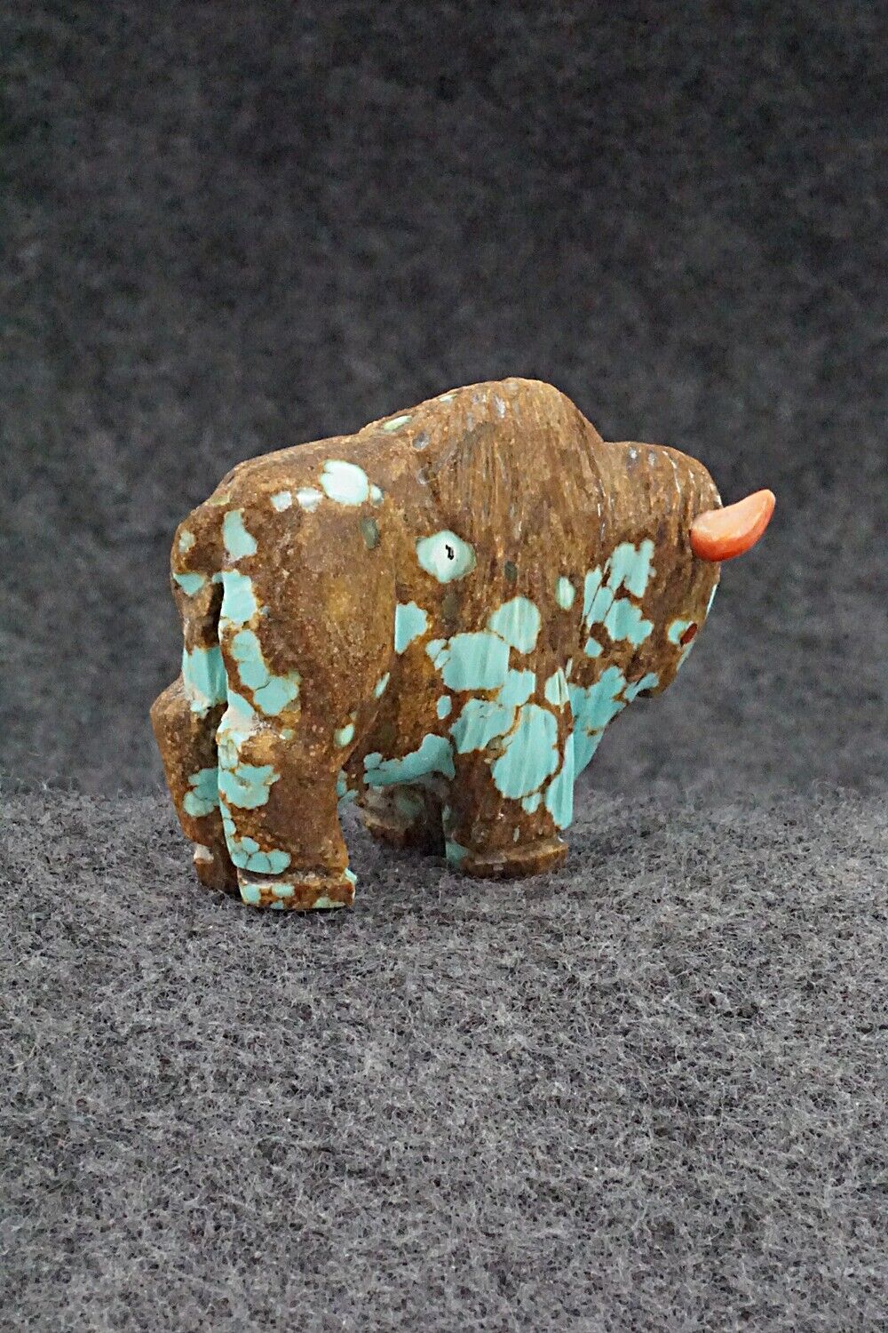 Buffalo Zuni Fetish Carving - Andres Quandelacy