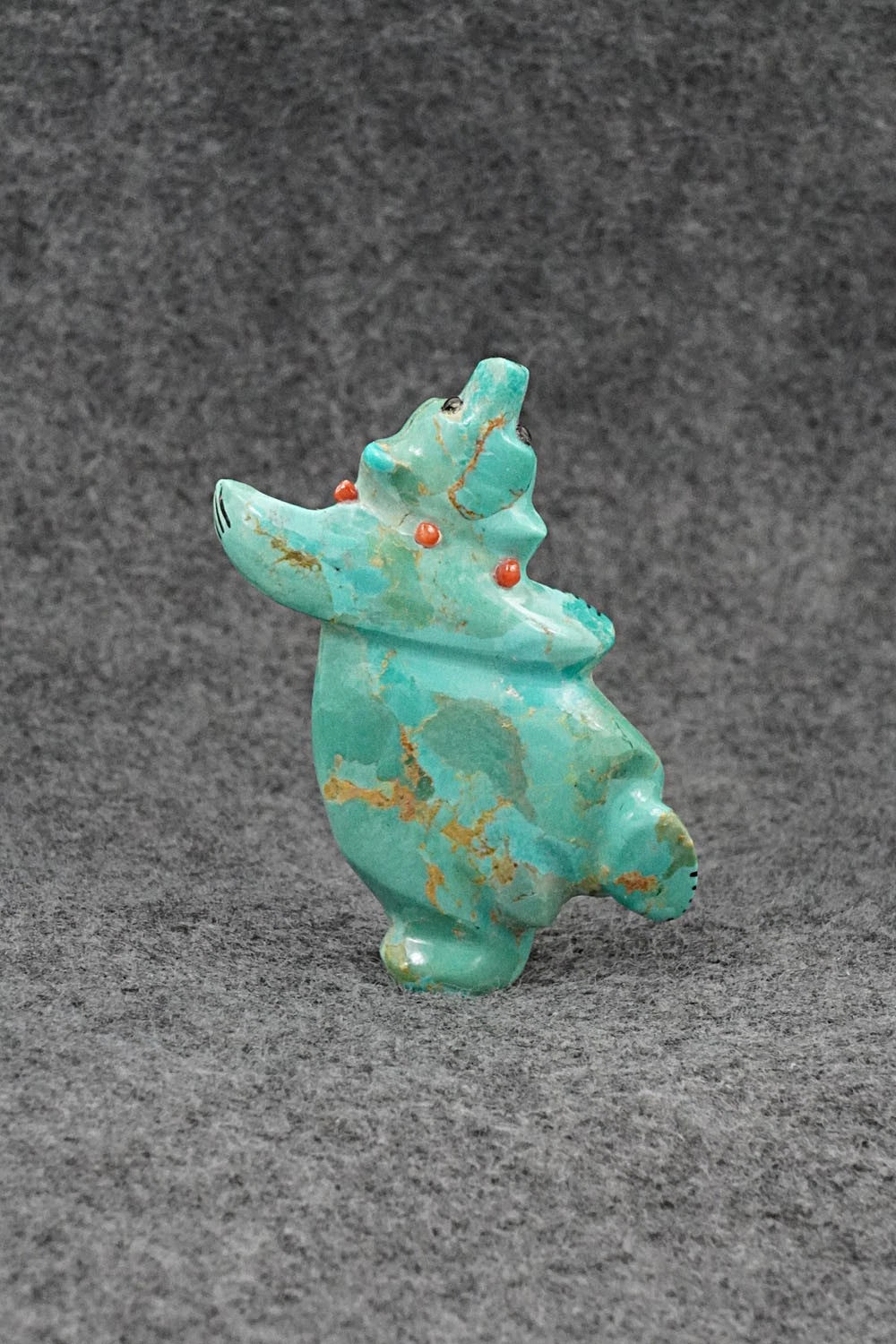 Bear Zuni Fetish Carving - Claudia Peina