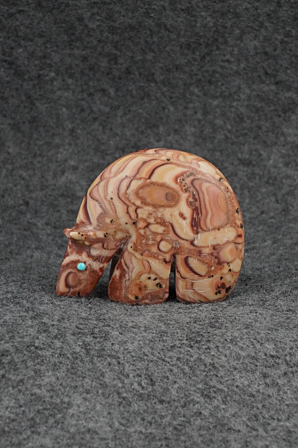 Bear Zuni Fetish Carving - Ronnie Lunasee
