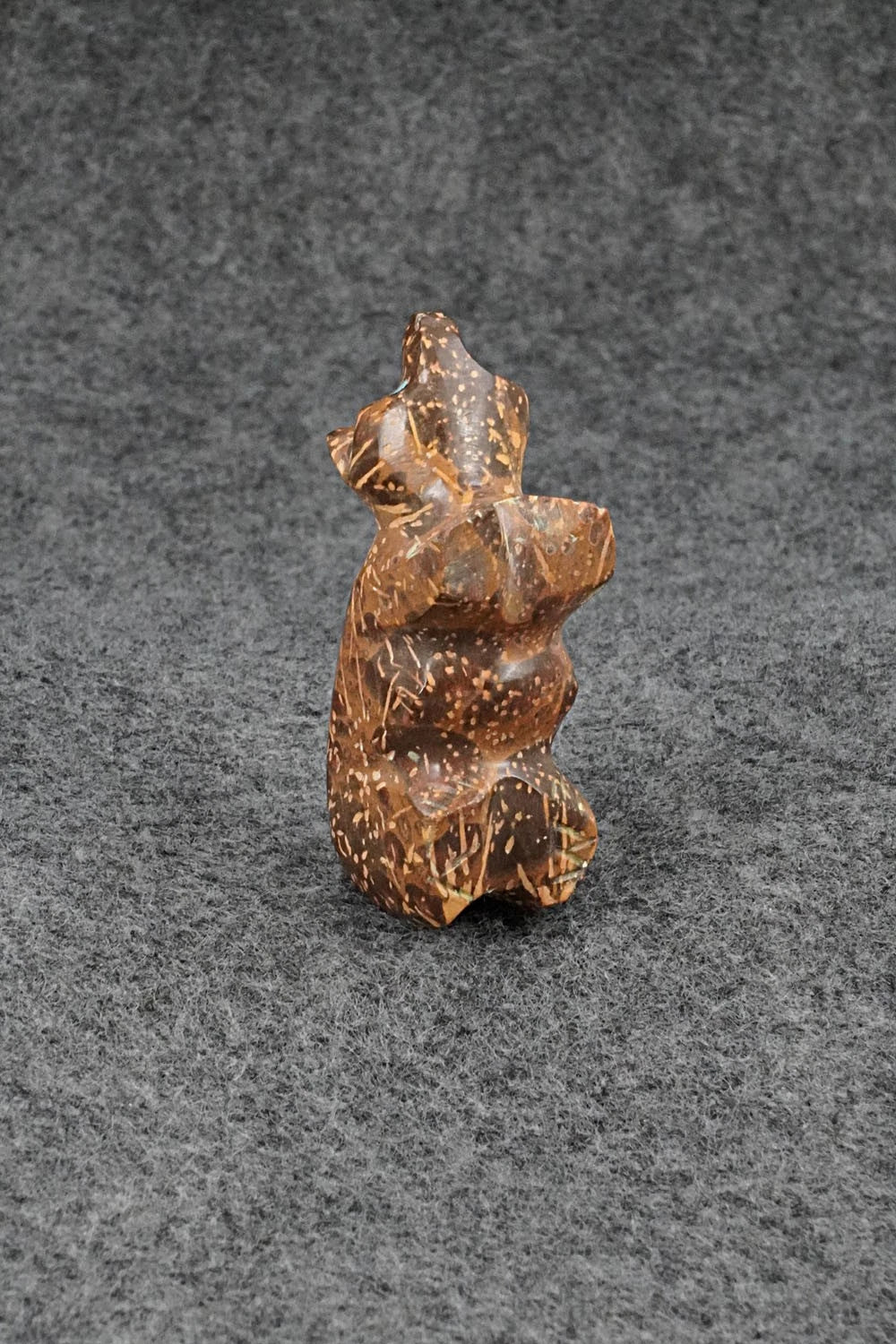 Bear Zuni Fetish Carving - Calvert Bowannie