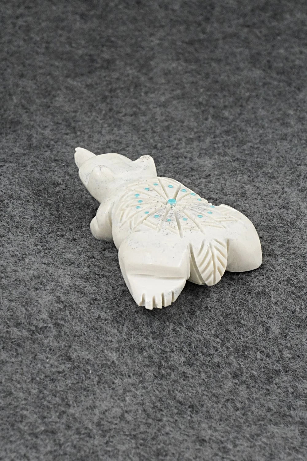 Badger Zuni Fetish Carving - Adrian Cachini