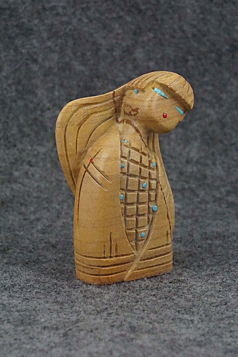 Corn Maiden Zuni Fetish Carving - Douglas Martza