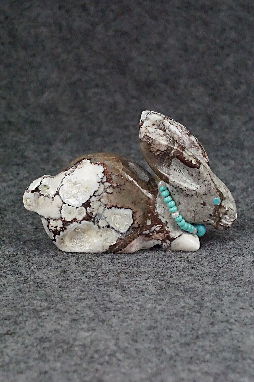 Jack Rabbit Zuni Fetish Carving - Andres Lementino