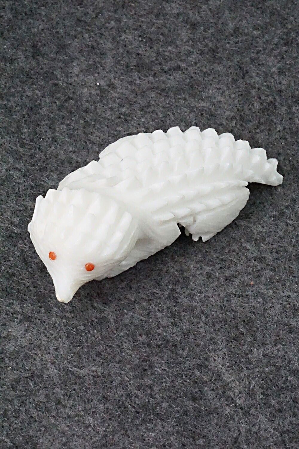 Porcupine Zuni Fetish Carving - Jonas Hustito