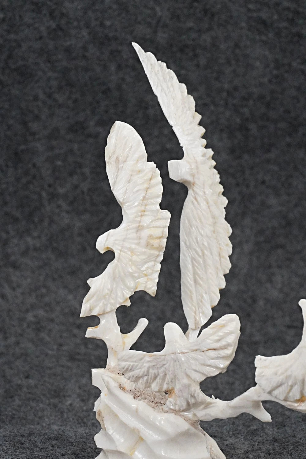 Eagle Zuni Fetish Carving - Ruben Najera