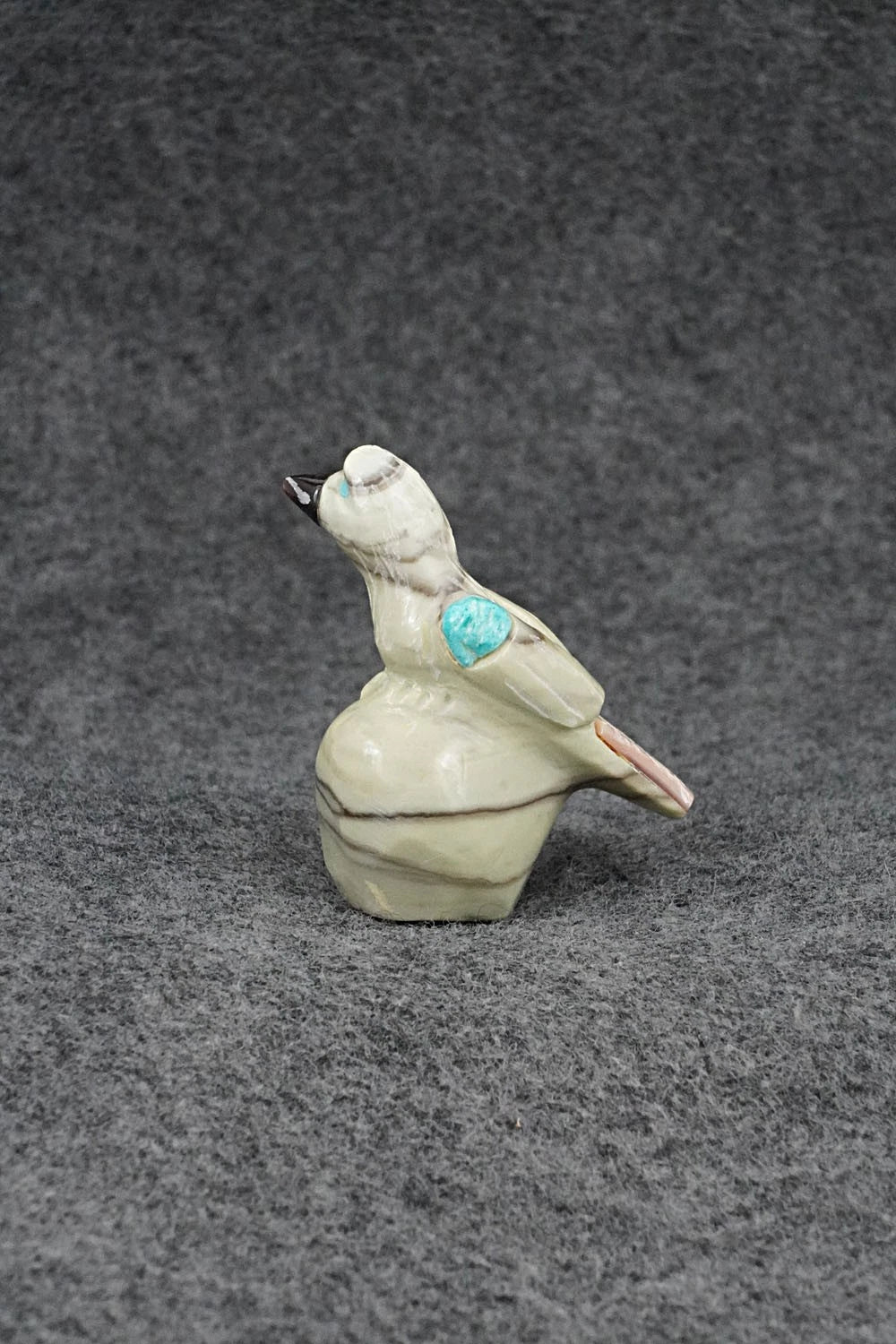 Bird Zuni Fetish Carving - Freddie Leekya