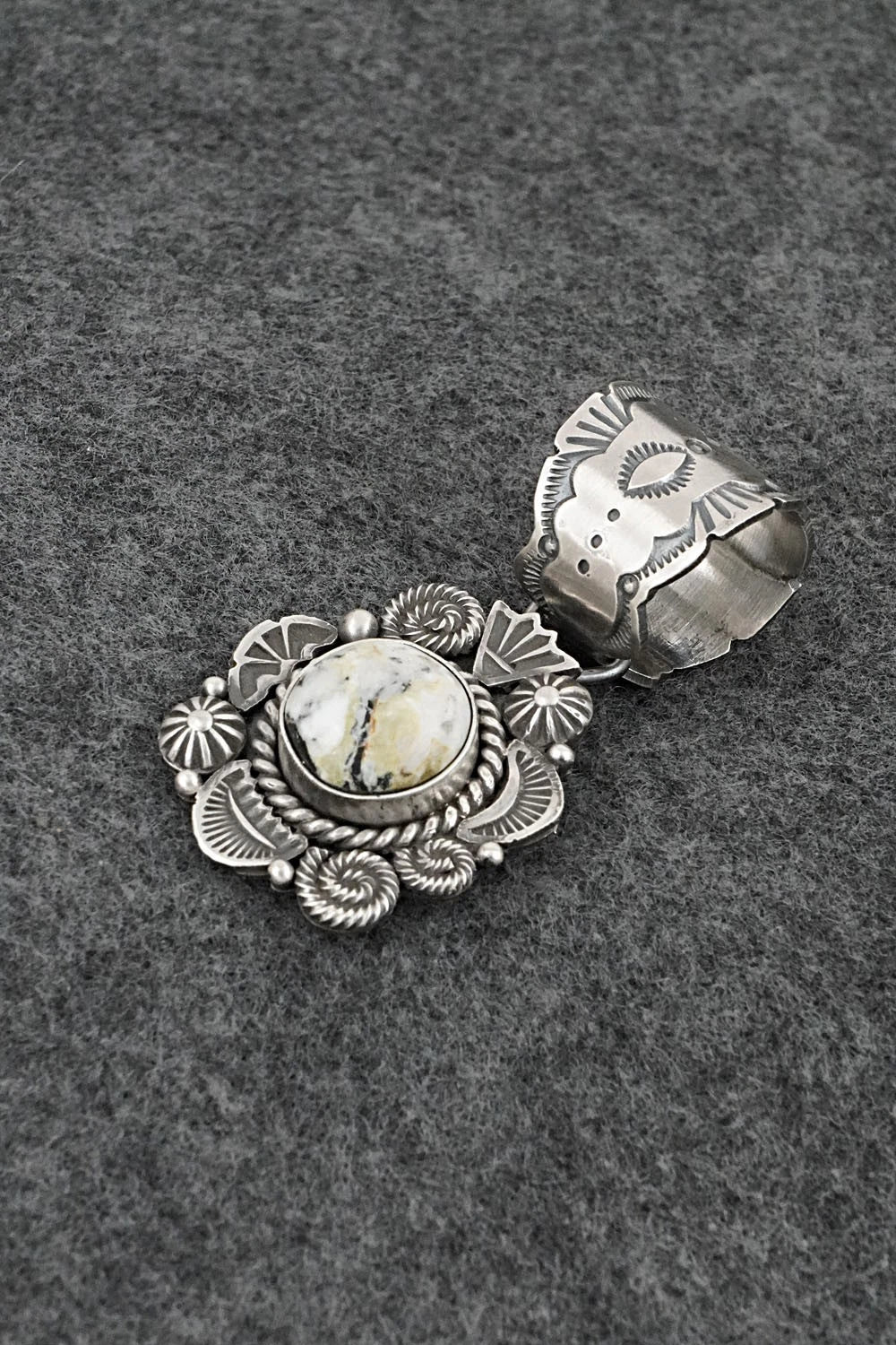 White Buffalo & Sterling Silver Pendant - Rosita Calladitto