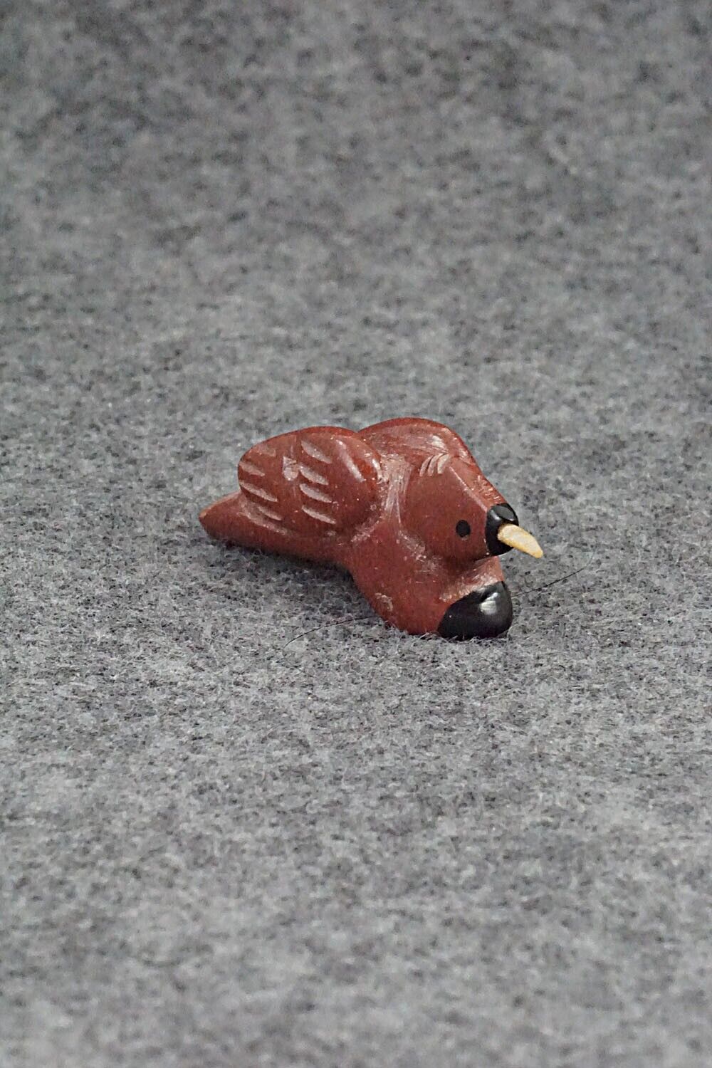 Hummingbird Zuni Fetish Carving - Justin Red Elk
