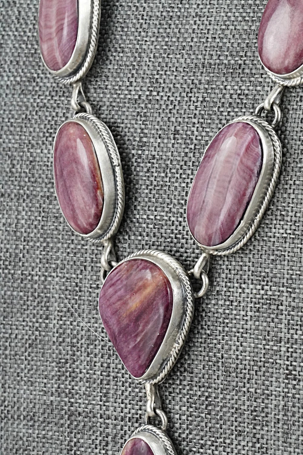 Spiny Oyster & Sterling Silver Necklace and Earrings Set - Paul Livingston