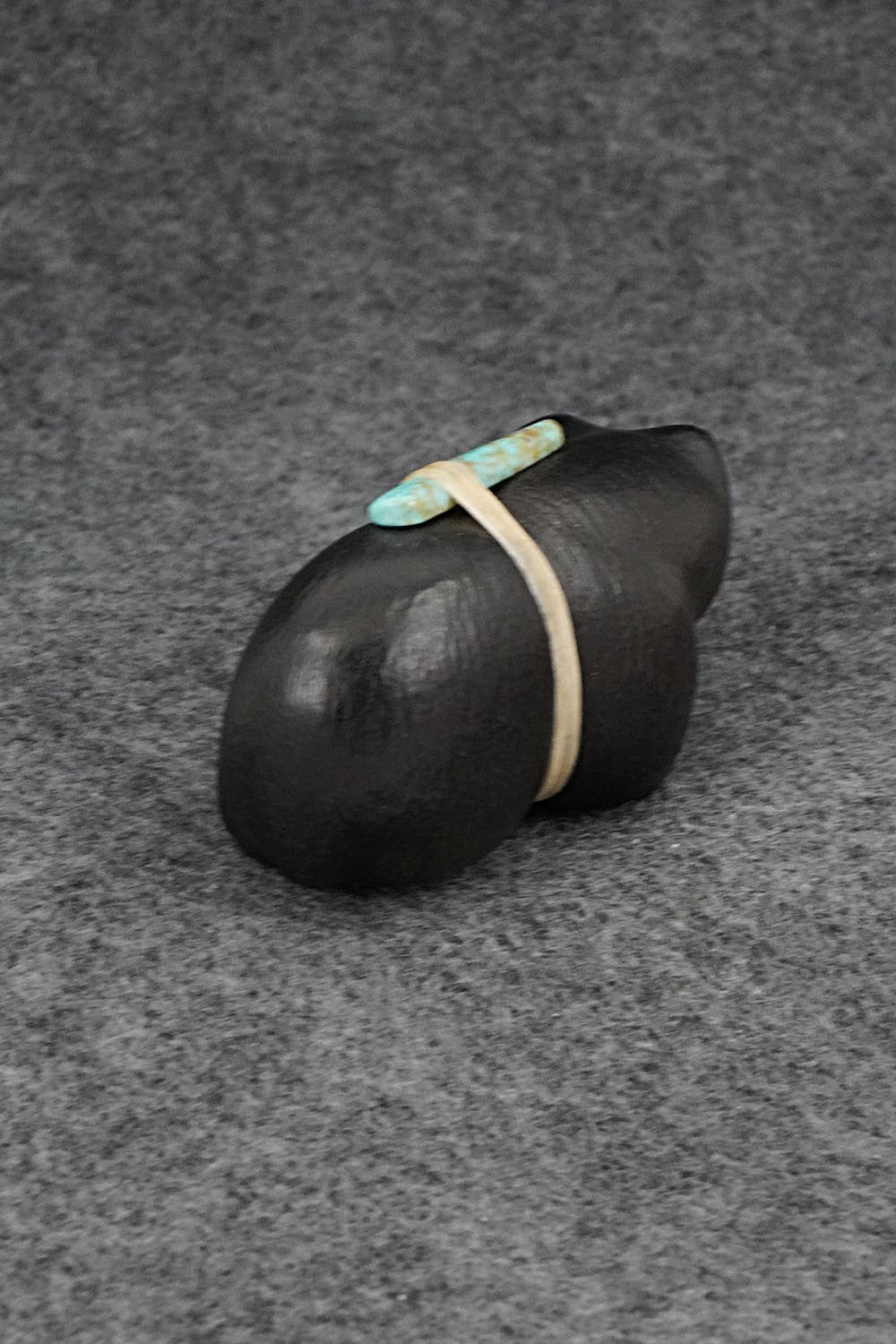 Bear Zuni Fetish Carving - Herbert Halate