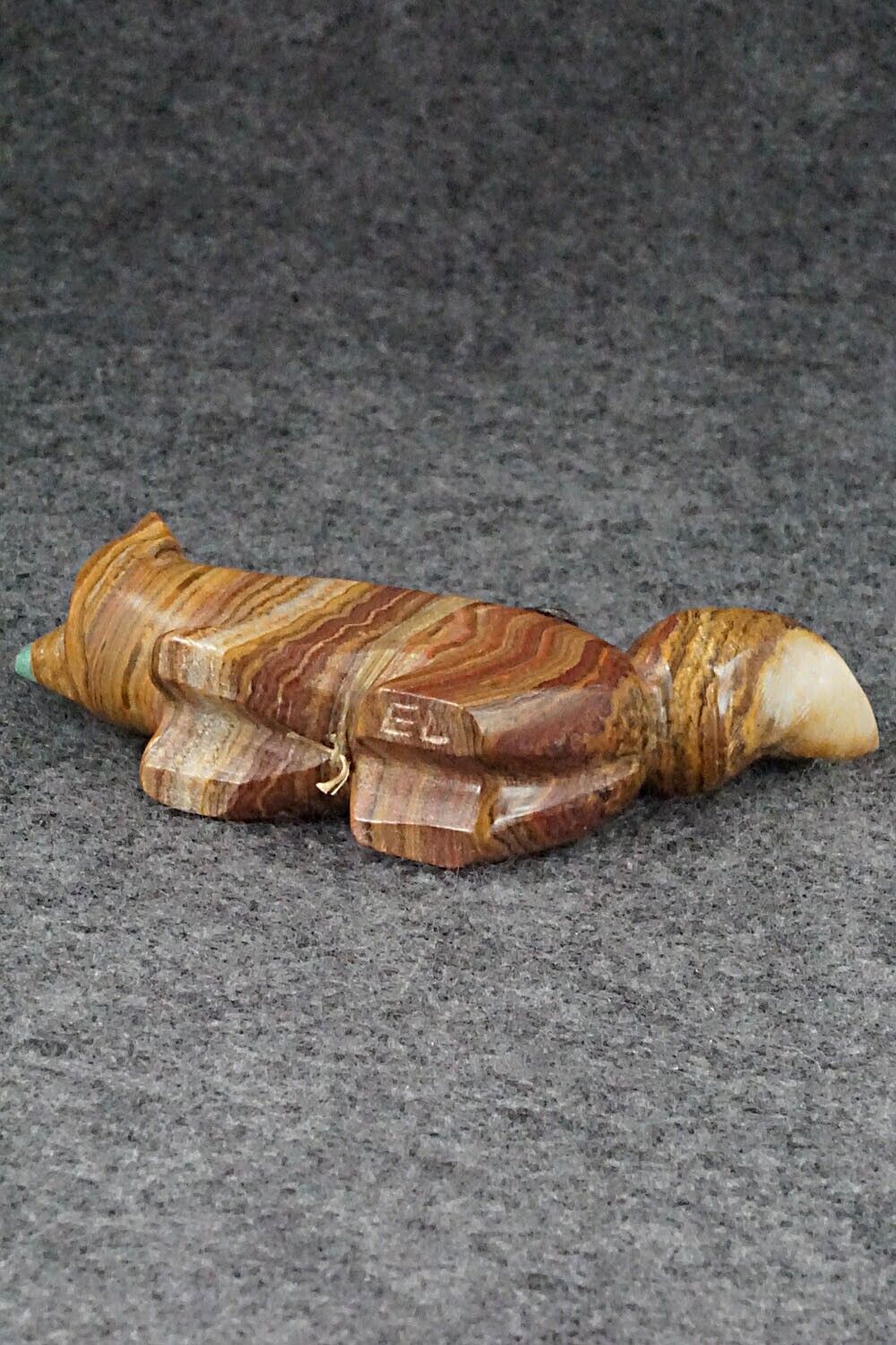 Wolf Zuni Fetish Carving - Enrike Leekya